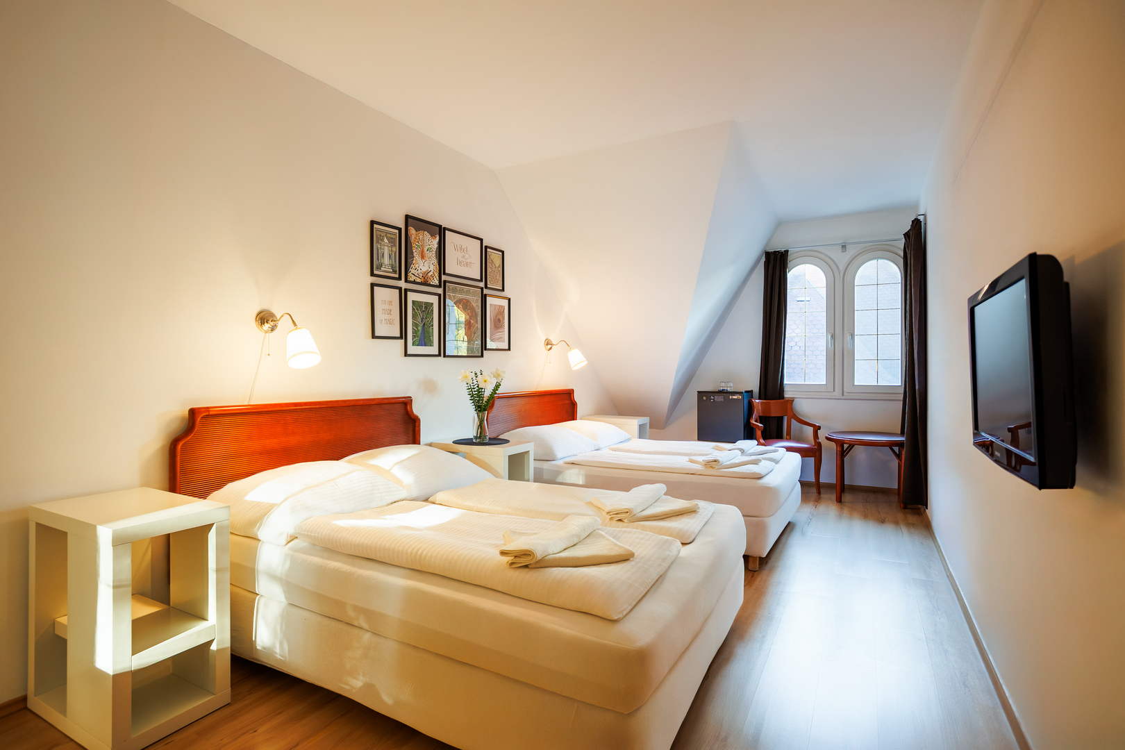 kilátás az udvarra